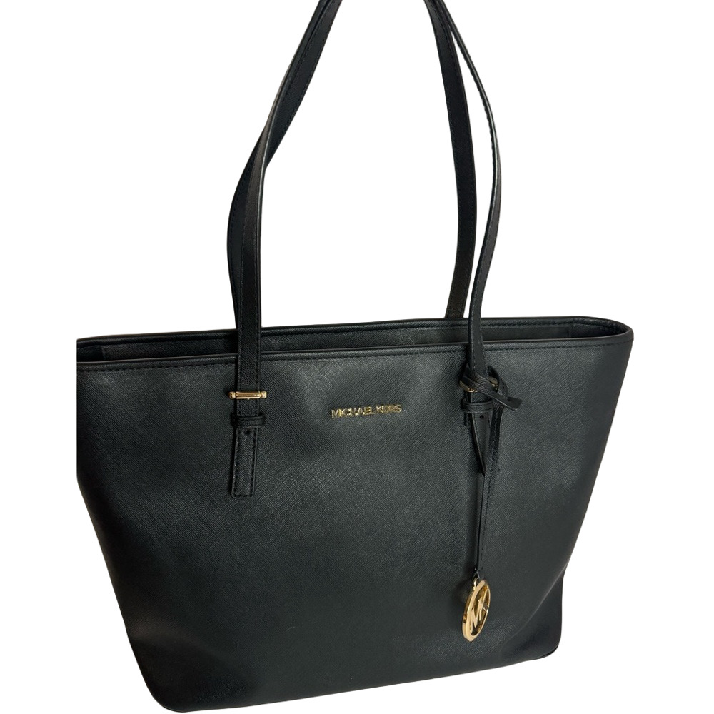 #143 Michael Kors Jet Set Travel Large Top Zip Black Leather Shoulder Tote